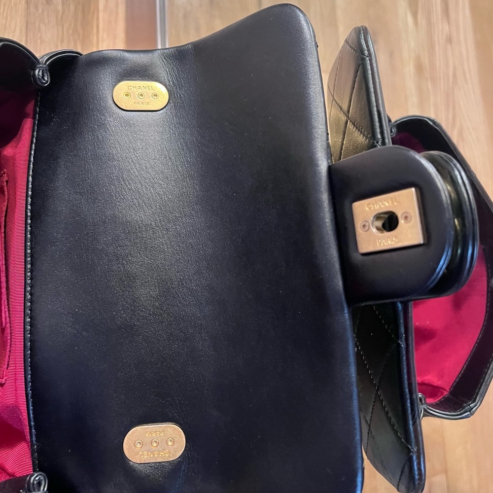 CHANEL Authentic 2021 Mini Crystal Pearls Chain Flap Shoulder Bag - Picture 9 of 17